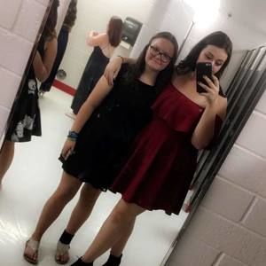 Meet your Posher, Alexis